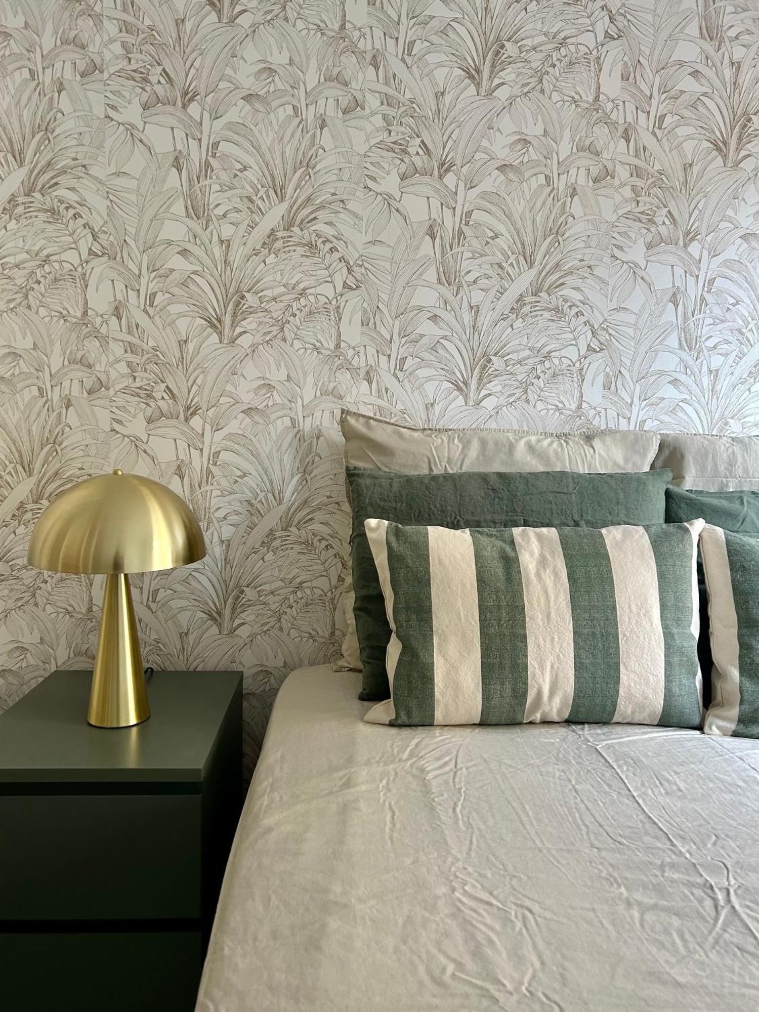Menton Carre D'Or - Private Garage Apartment Екстериор снимка