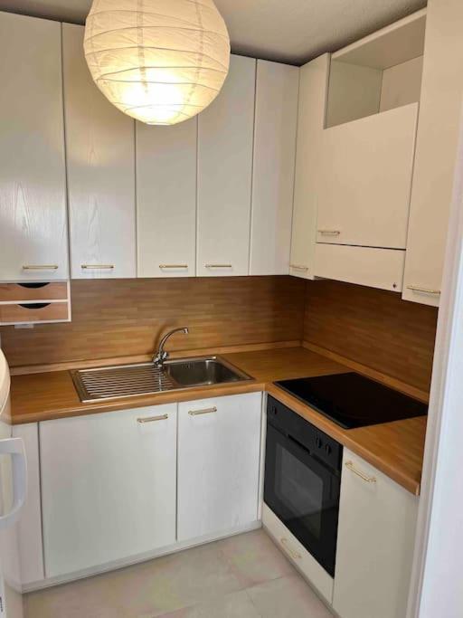 Menton Carre D'Or - Private Garage Apartment Екстериор снимка