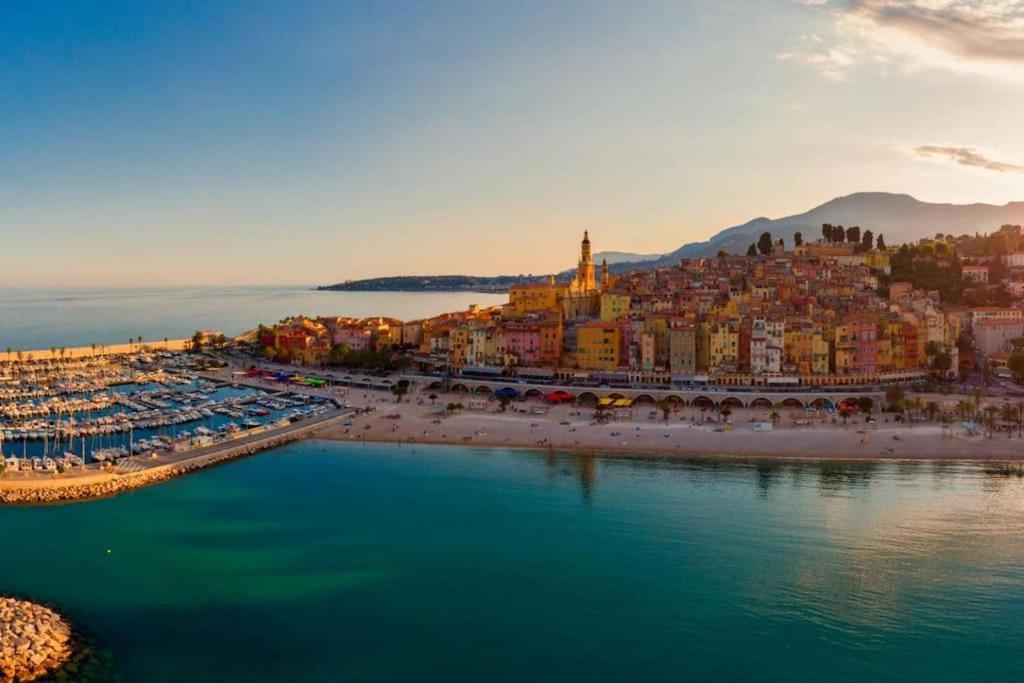 Menton Carre D'Or - Private Garage Apartment Екстериор снимка
